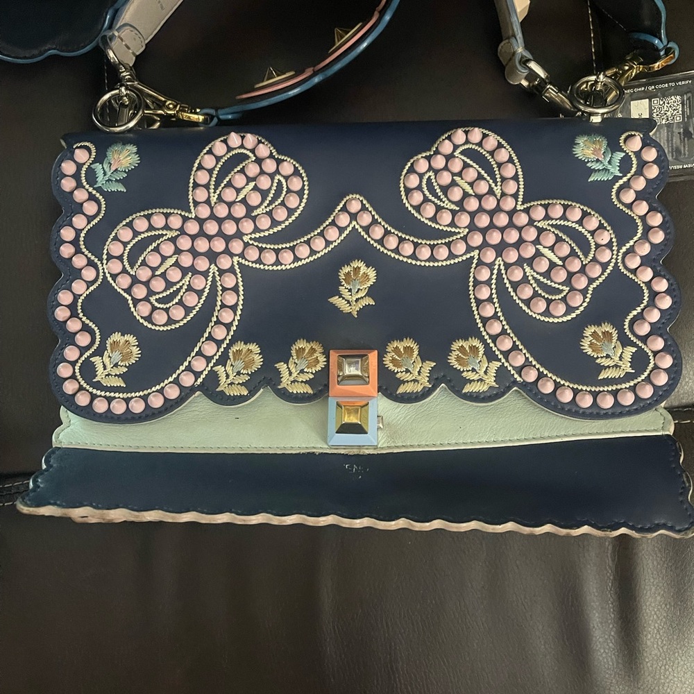 Fendi Kan Navy Blue Scalloped Floral Embellished Shoulder Bag with Pink Accents - Picture 2 of 12